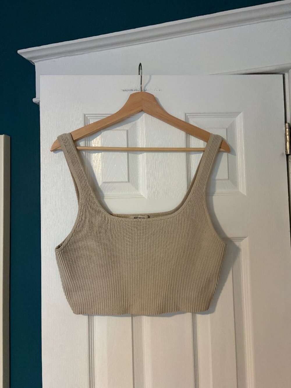 Aritzia Babaton Ribbed Knit Square Neck Cropped Tank Top Beige Sweater Size L